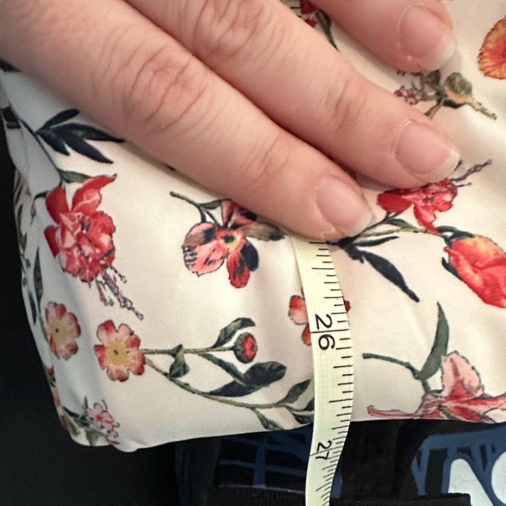 NWOT Eddie Bauer Floral Signature Puffer Jacket - Cream and Red - Picture 13 of 13